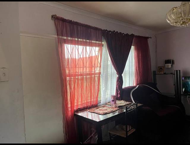 4 BEDROOM PROPERTY TO RENT IN BOOYSEN PARK